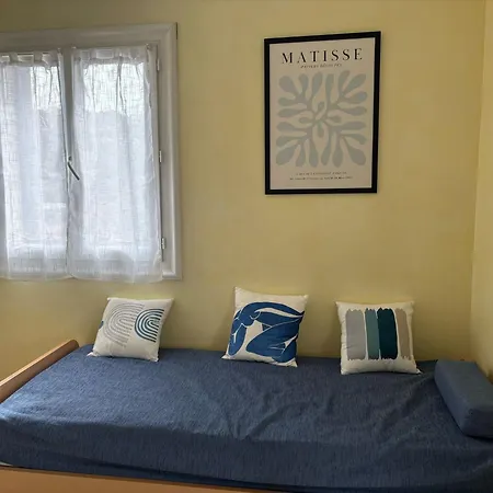 Romana Avec Piscine Et Jacuzzi Aparthotel