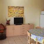 公寓式酒店 Romana Avec Piscine Et Jacuzzi 4*