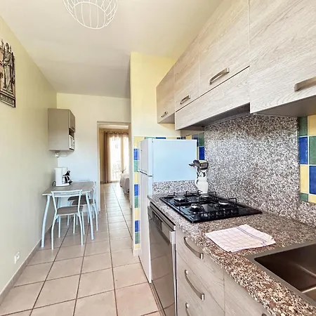 Romana Avec Piscine Et Jacuzzi Apartmanhotel Propriano