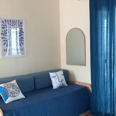 Romana Avec Piscine Et Jacuzzi Aparthotel