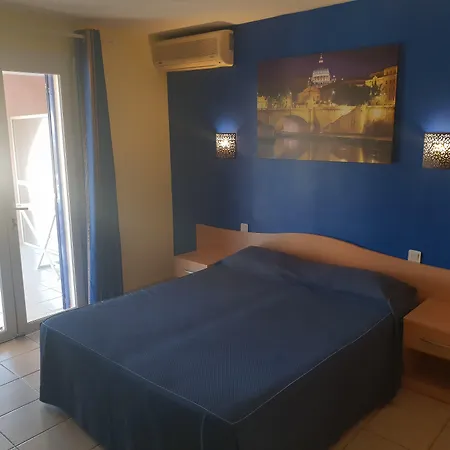 Romana Avec Piscine Et Jacuzzi 4* Propriano
