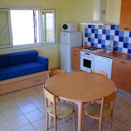 Romana Avec Piscine Et Jacuzzi