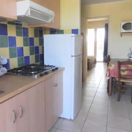 Апарт-отель Romana Avec Piscine Et Jacuzzi 4*