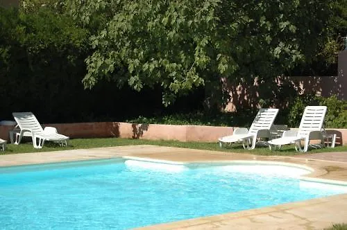 Aparthotel Romana Avec Piscine Et Jacuzzi 4*