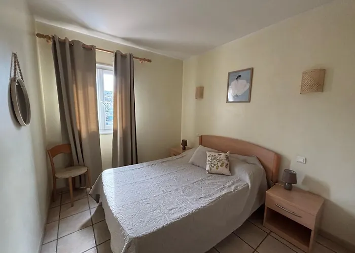 Romana Avec Piscine Et Jacuzzi Aparthotel Propriano (Corsica)