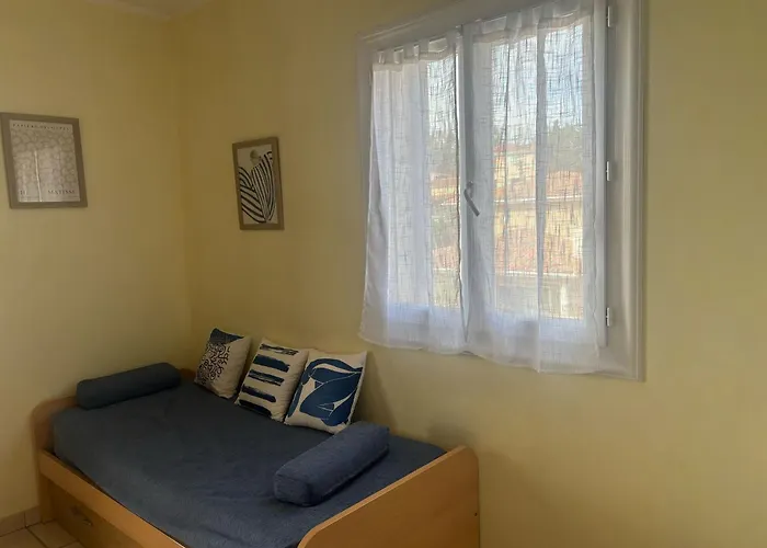 Romana Avec Piscine Et Jacuzzi Aparthotel 4*