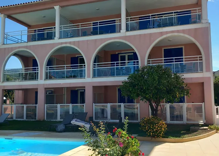 Romana Avec Piscine Et Jacuzzi 4* Propriano (Corsica)