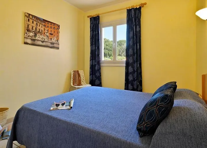 Romana Avec Piscine Et Jacuzzi