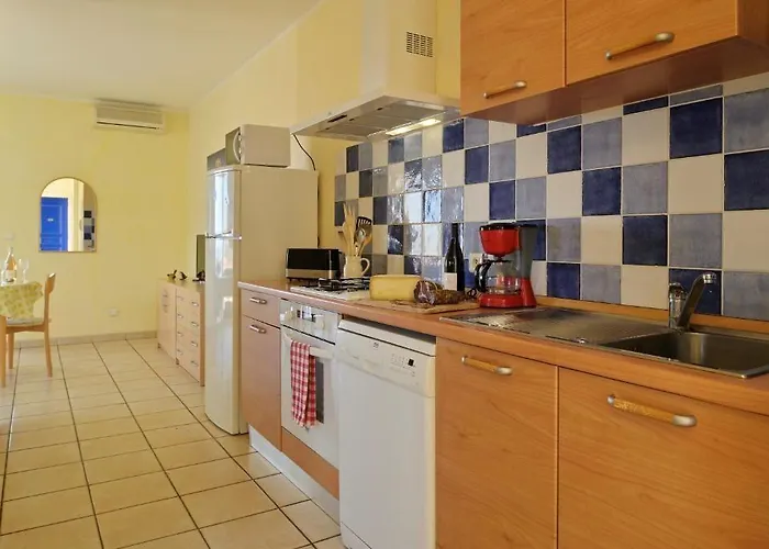 Aparthotel Romana Avec Piscine Et Jacuzzi